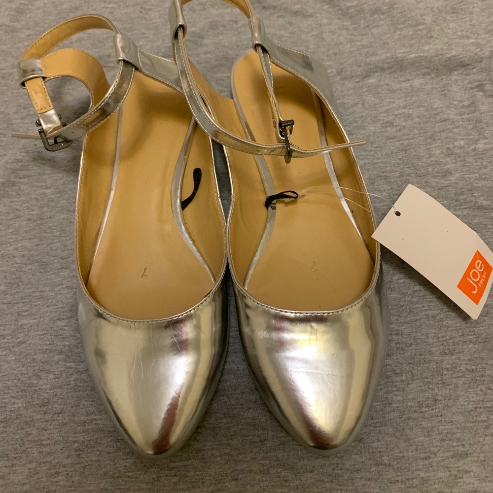 JOE FRESH Silver Flat Shoes Size 7